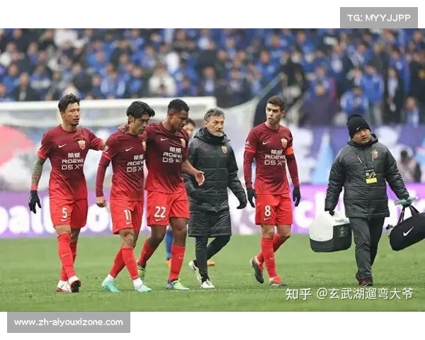 2025中国足协超级杯上海德比再度上演 谁将成为绿茵场上的最终赢家 2025中国足协超级杯上海德比再度上演 谁将成为绿茵场上的最终赢家